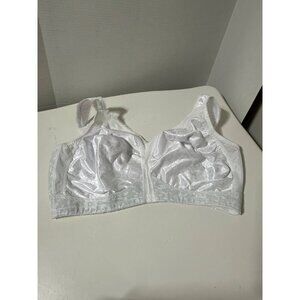 Playtex women's non wire Bra no padding in White size 42DDD NWOT